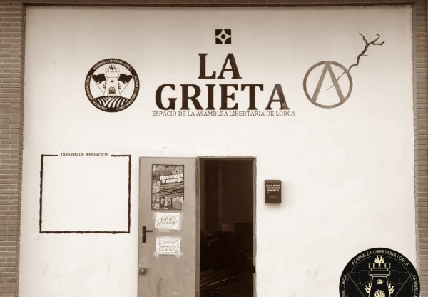 Imagen de cabecera de La Grieta tiene agujeros que tapar. ¿Nos ayudas a mantenerla viva?