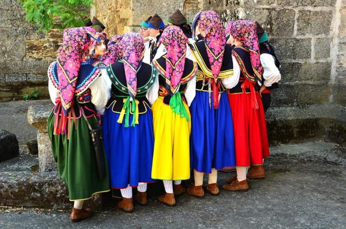 trajes.jpg